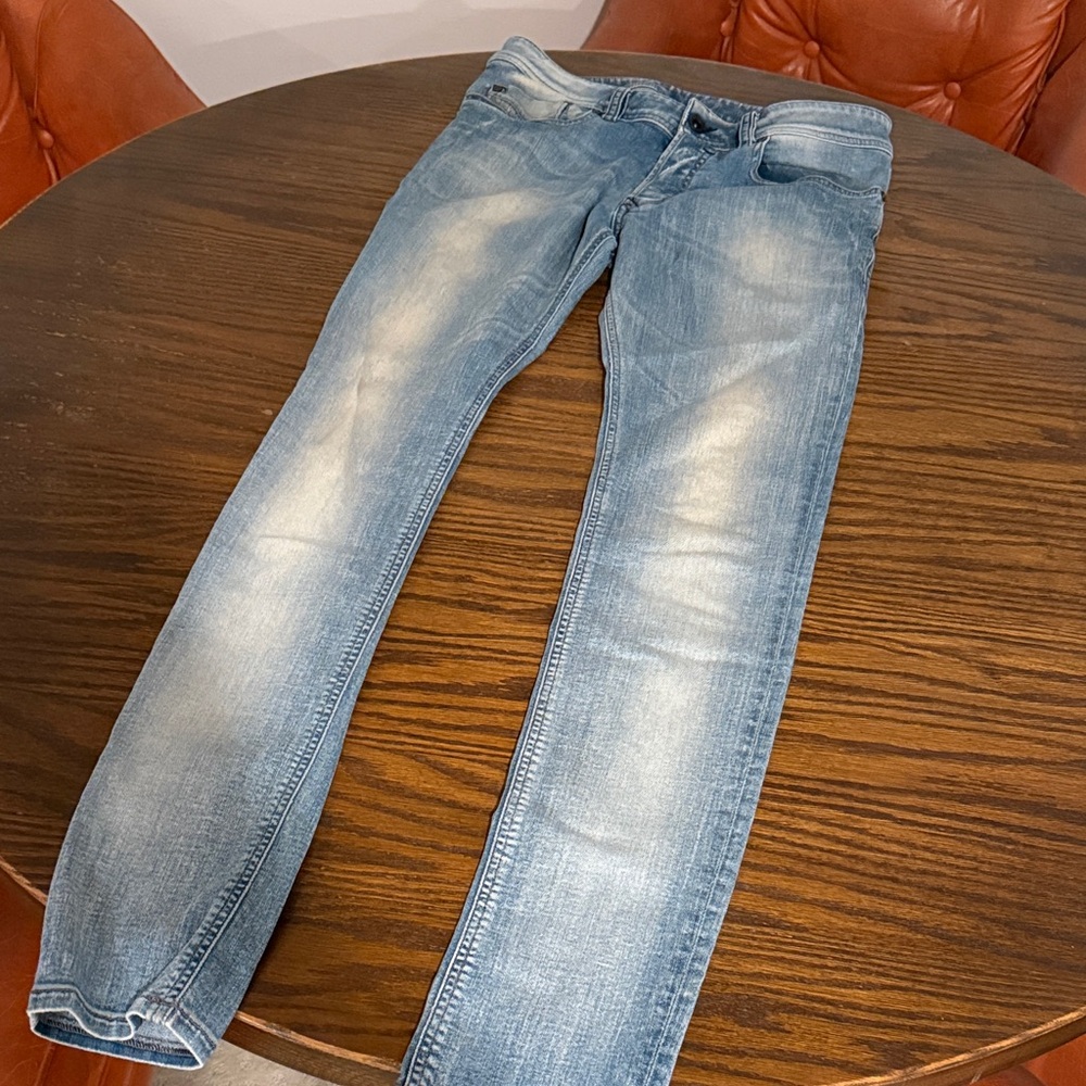 Diesel Men's Light Wash Y2K Skinny Light Blue Jeans